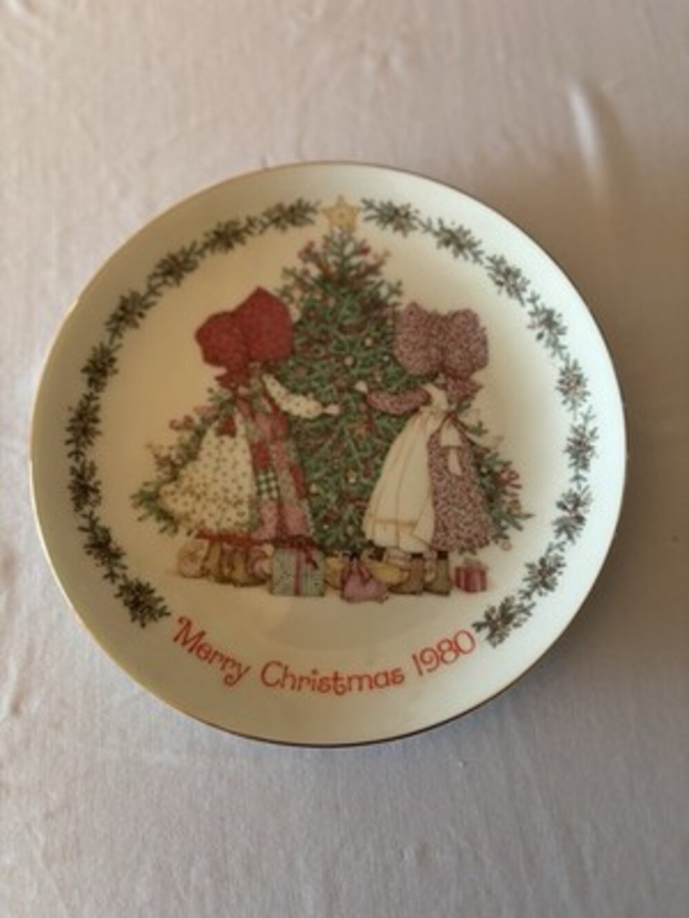 Holy Hobby Vintage 1980 Comm. Edition Plate